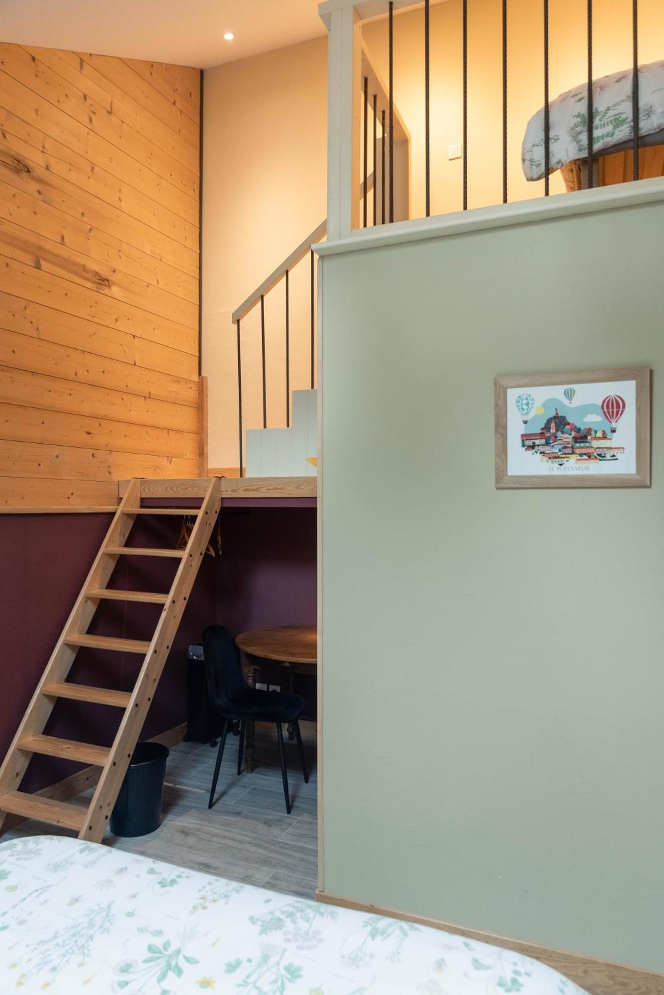 Arsac-en-VelayLes Balcons De La Terrasse住宿加早餐旅馆 外观 照片